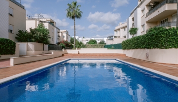 Resa Estates Ibiza te koop sale es vive apartment roof terrace pool 2.JPG